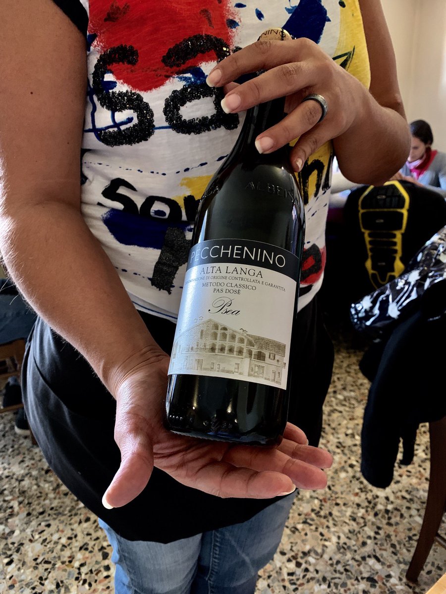 vigneronway's tweet photo. #pecchenino #metodoclassico #pasdose è una assoluta #scoperta ❤️ #spumanteitaliano #winetime #winegem #vigneron #dogliani #spumante
Excellent #champenoisemethod from #Langa #Piedmont #Piemonte https://t.co/hWxOiWVMyZ