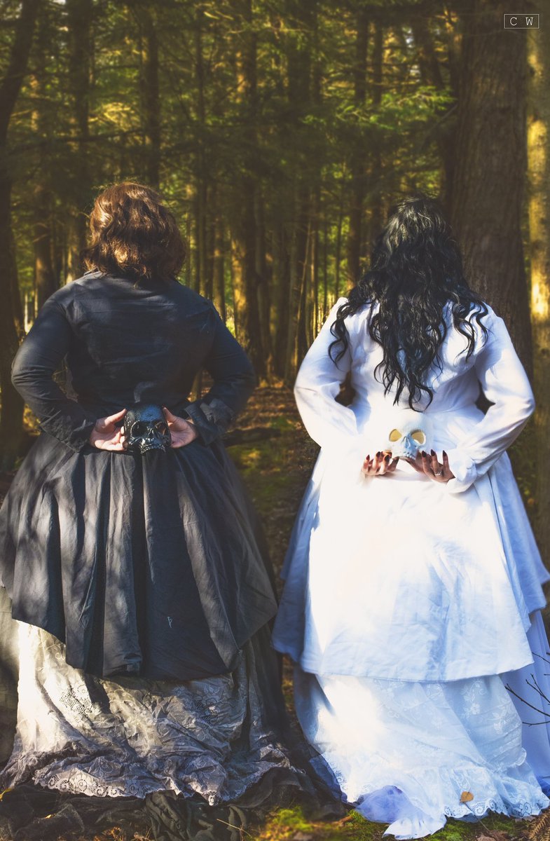 m0thlien's tweet photo. Memento Mori
.
Thank you to @CrankGameplays @markiplier and the whole @UnusAnnus team for giving us some light each day this year, it meant so much to us!
.
🖤 Me
🤍 @GlitchZip
📷 @cha0ticwizardry 
Tribute Video https://t.co/XNwcLTsxcb https://t.co/t1xai6filb