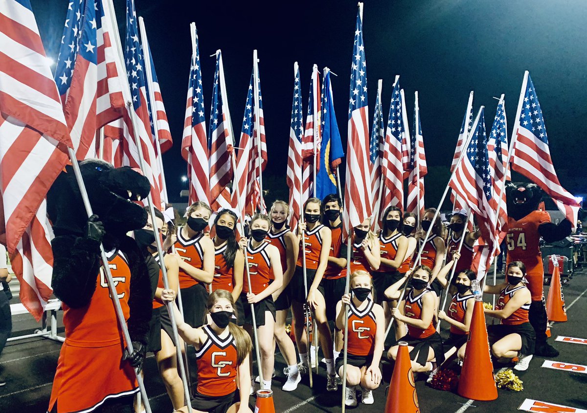 Proud to coach the @caneycreekcheer team! 
They love their team and their country🇺🇸 #VeteranSalute
#HonorOurVeterans @CaneyCreekHS @JFoch @ConroeSports @ConroeISDSupt @ConroeFineArts @ConroeISD @ConroeISDSports @ConroeCourier @CCreekFootball