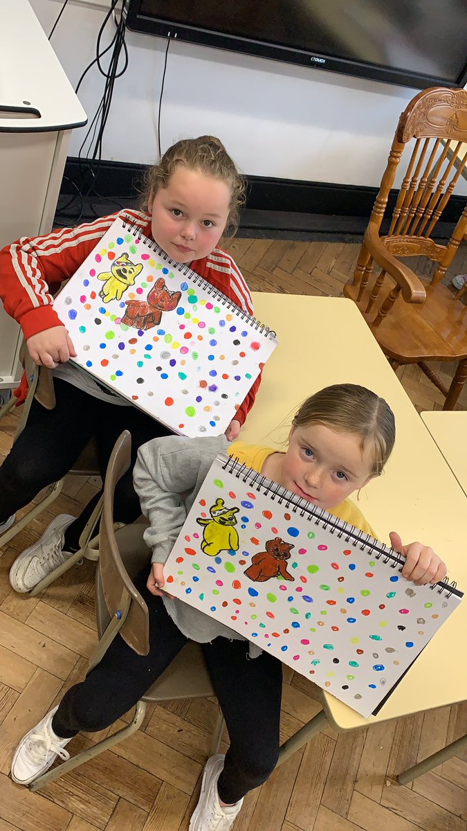 BubsyTownhill's tweet photo. Loving our creative work during Freaky Friday #thcyear3 #thcart https://t.co/9q5u7w0jsF