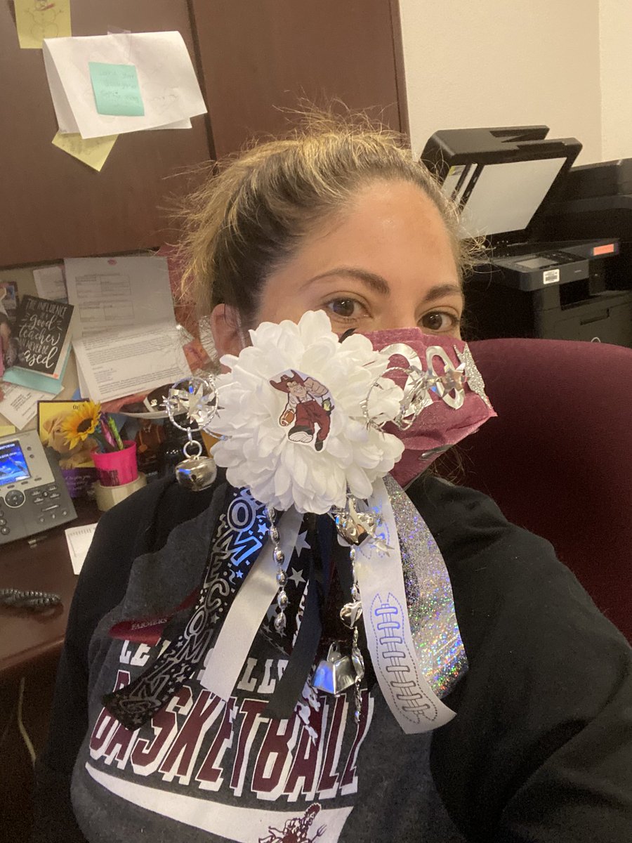 EsthayMichelle's tweet photo. @LewisvilleHS @lewisvillestuco. Mum is the word! https://t.co/Ri0Bb1tMfT