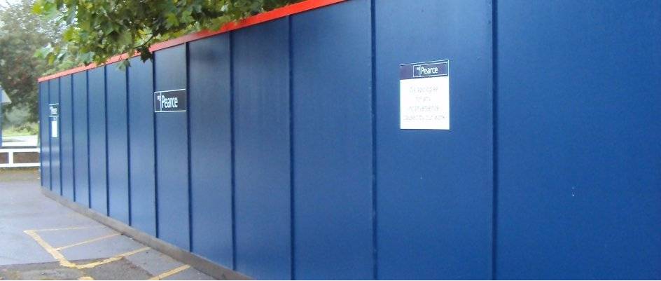 It is also available in pre-painted types and ones that have an integral vapour barrier/11