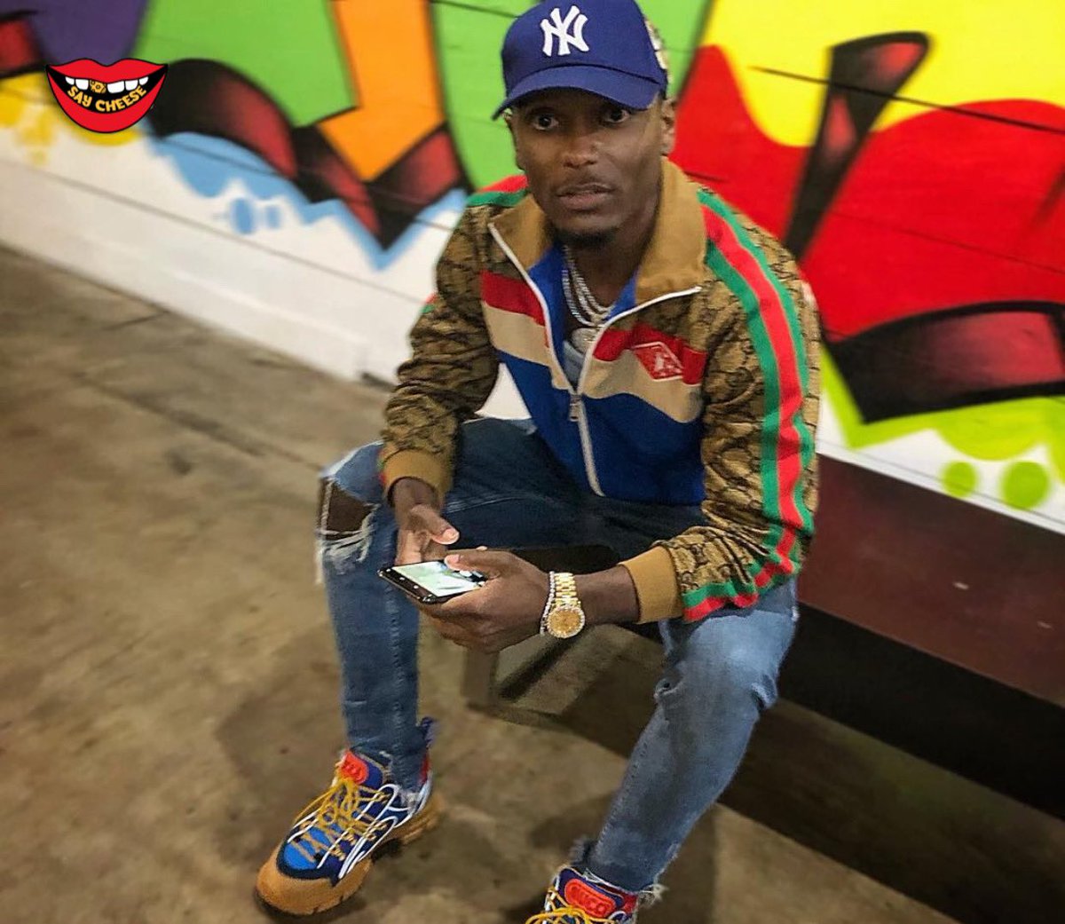 SaycheeseDGTL's tweet image. Dr. Rose a known rapper/dentist shot and robbed outside of his office in Dallas last night.