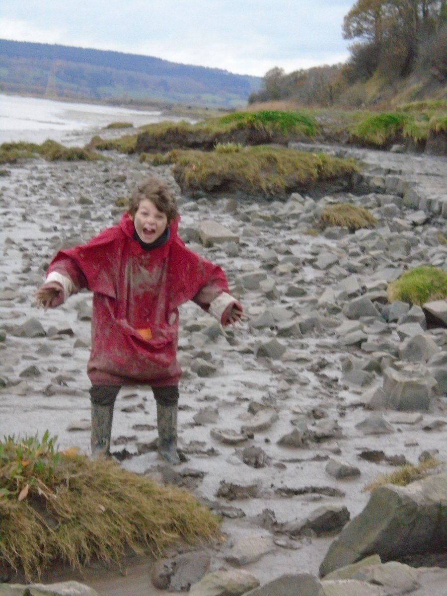 ThePeakAcademy's tweet photo. This week on Outdoor education with @SkylarkAdv Everest went on the muddiest adventure walk.  The trip took place on the River Severn at low tide, hoping to find fossils. The boys had to listening and following instructions, so they didn't get stuck in the mud. https://t.co/o6TkfwNRXI