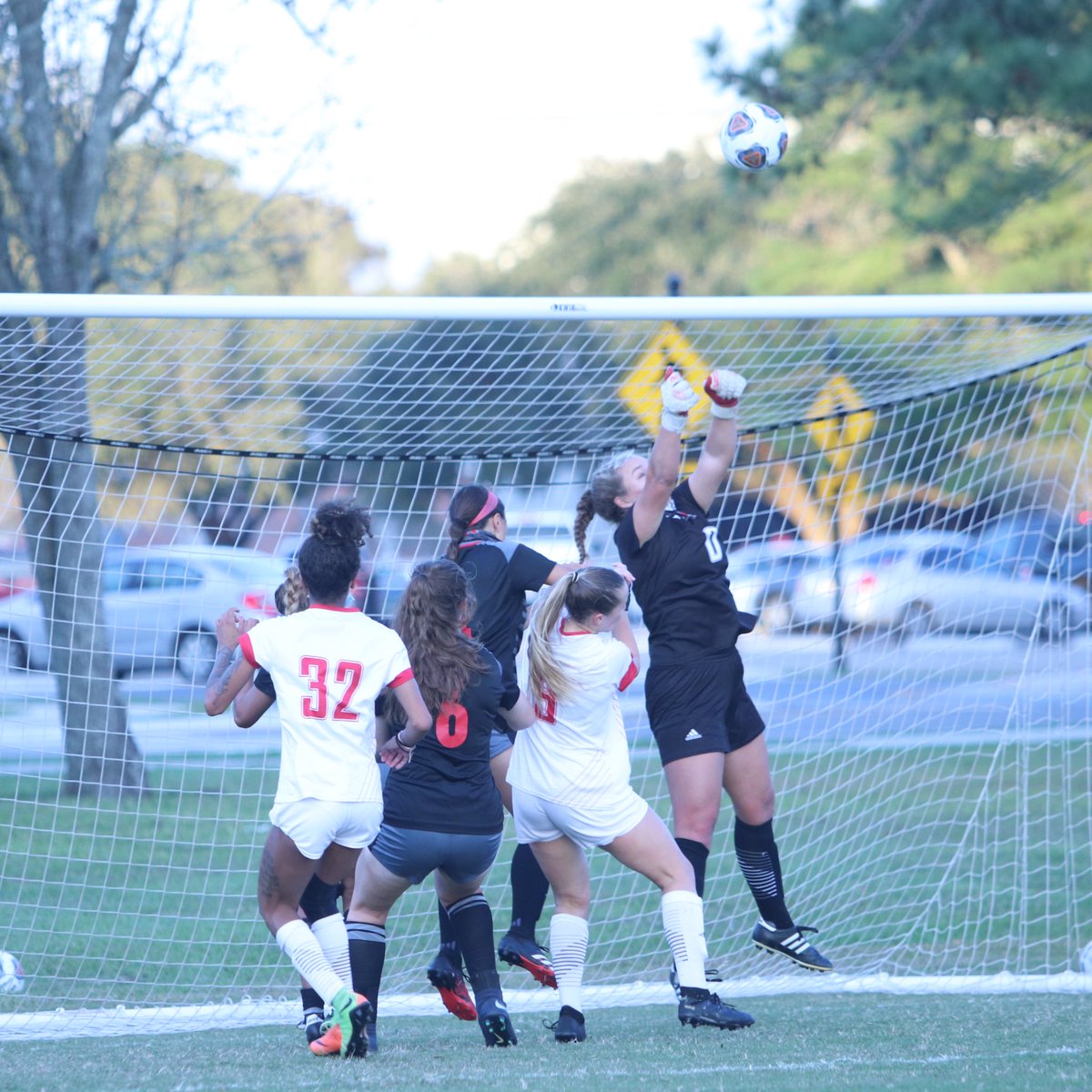 Nicholls_SOC's tweet photo. Happy last day of classes Colonels!!

We’re already counting down the days ‘til we’re back in the spring!⏳⚔️🔴 #GeauxColonels #RedOutFriday https://t.co/ku1IcRpsQA