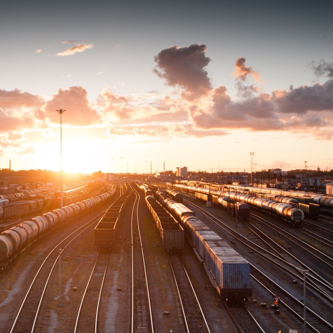 PghSmartCommute's tweet photo. PA State Rail Plan public meetings Monday 11/16 4-5 PM and Tuesday 11/17 6-7 PM. Public involvement is important to ensure the plan meets the needs of passenger and freight rail needs.  Register and find out more here: https://t.co/n79mLLJDQO #rail #train https://t.co/6hMthfyQdk