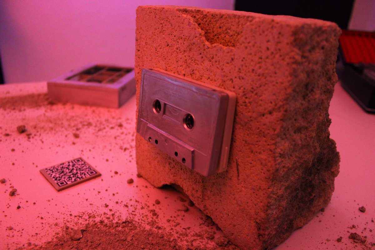 a_laboratorio's tweet photo. Detalles de la Instalación TAPETONIC / Arte Trash-Magnético para una Cultura de la Readaptación de @jazznoize
Entrada gratuita hasta completar aforo.
Reserva en https://t.co/mdfC8FiE8X https://t.co/hZeEQIcb6E