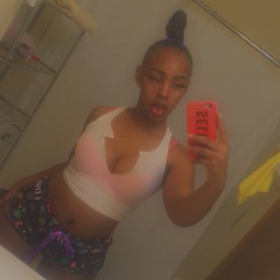 PrettyPinkk’s pics and videos