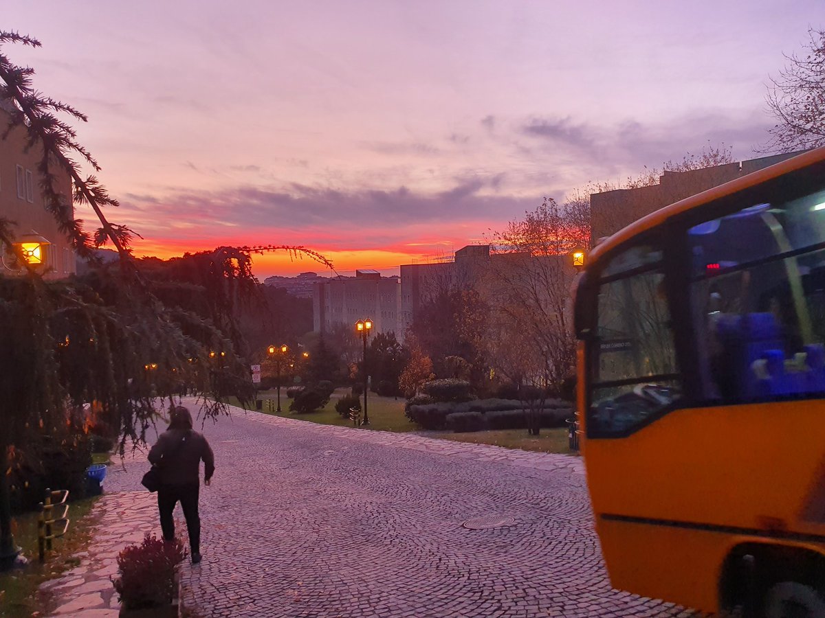 Mahmut_Stlms's tweet photo. @emrediyosun @YeditepeUni https://t.co/o7VXYocokD