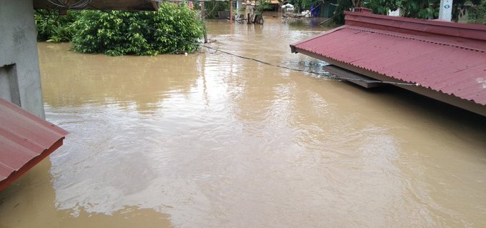 jeongurt's tweet photo. THEY NEED HELP. WE NEED HELP. 
a simple retweet is a great contribution please, spread these. 
#CagayanNeedsHelp https://t.co/zO5prqnaYi