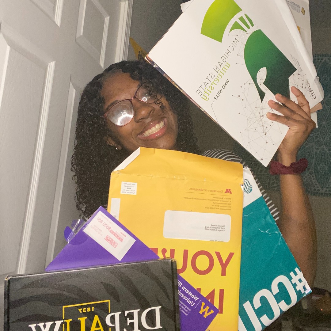 HolyTrinityChi's tweet photo. Decisions, decisions! A huge congrats to Diamond Russell '21 on her acceptance to 10 (and counting) colleges for the upcoming 2021-22 academic year, including @michiganstateu, @DePauwU, @kcollege and @UMNews. #HTexcellence #classof2021 #weareHT https://t.co/0mUmJn29vJ