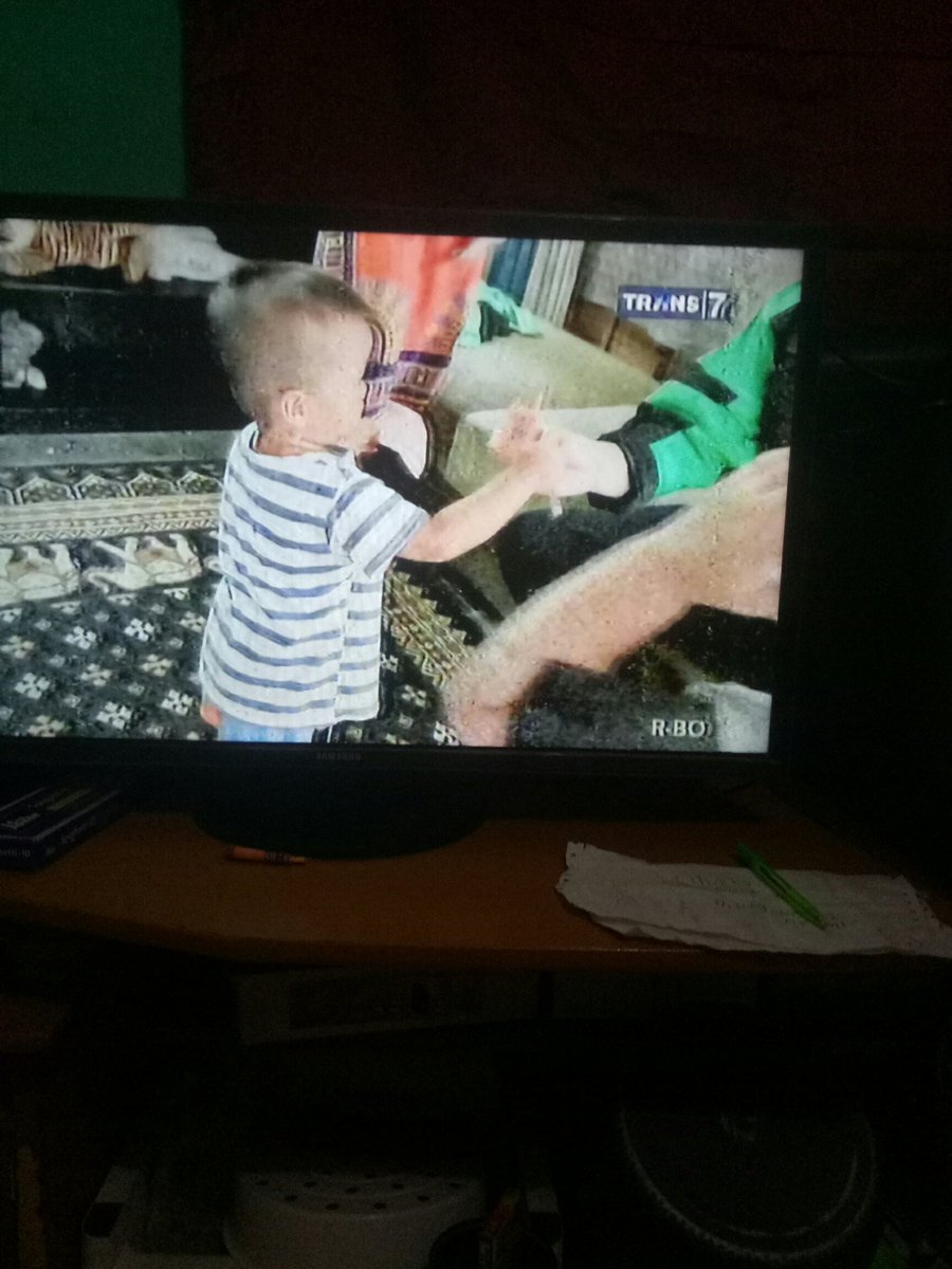 Harfianti71's tweet photo. #IndonesiaGiveaway51 
@TRANS7 
Doa untuk alm ayah selalu semasa hidupnya selalu berkorban demi keluarga semoga alm ayah bahagia disana .amin https://t.co/7QNzZwhwEC