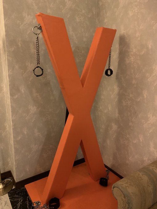 今日会った男の子すっごい微妙&hellip; 前戯も本番もすっごい微妙&hellip; ソフトな触り方で優しくていいんだけど なんだかなぁ😫 せっかくSMの部屋来たのに受け身でつまんないwww やろうよ激しいこと！！！！！ 縛ってもいいし私が責めるのでもいいのに！！！！！！！