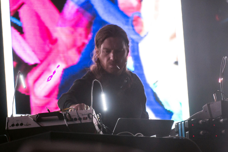 AndresCastanoF's tweet photo. #Música #UnaCanciónAlDía “a12.ab3 .215061” de #AphexTwin en mi #blog https://t.co/01G1ziwCvd. #Autoeditado #Electronica #Electronic #Acid #AvantTechno #Ambient #Experimental https://t.co/zWMKc5E07W