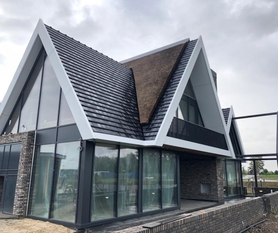 JM VAN DELFT & ZN tweet media