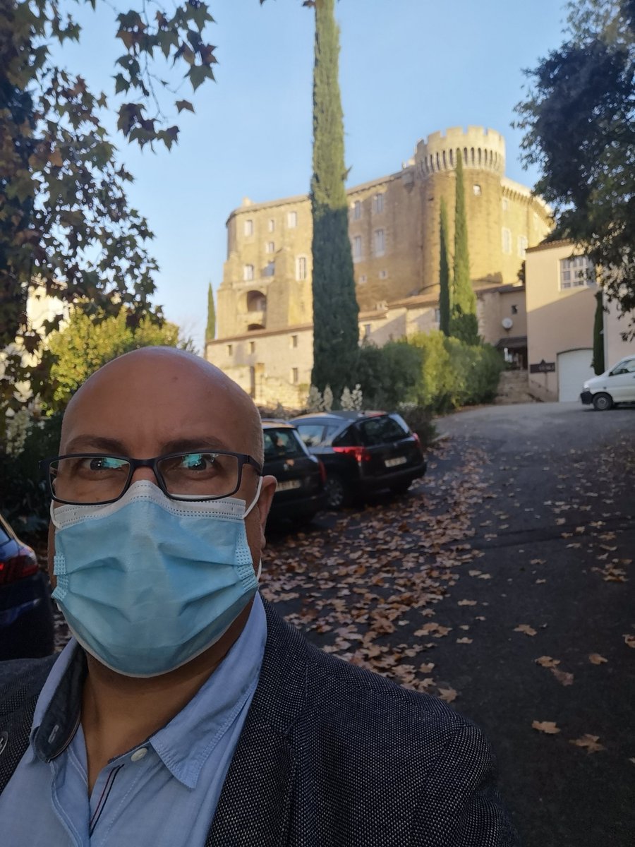 cavisteFNCI's tweet photo. Partenaire de @universiteduvin à Suze La Rousse 🍷
✊ Affirmer le professionnalisme des Cavistes Indépendants dans un contexte économique de plus en plus concurrentiel

Le centre de formation professionnelle de référence pour tous les métiers viti-vinicole🍇 https://t.co/e9BhWUqbYH