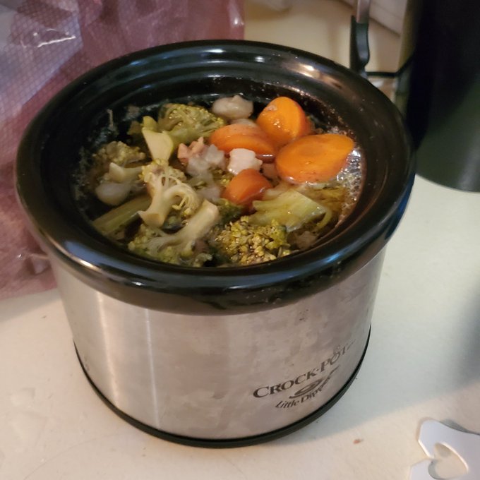 Mmmmmm, stew https://t.co/Wd8NuV4W9u