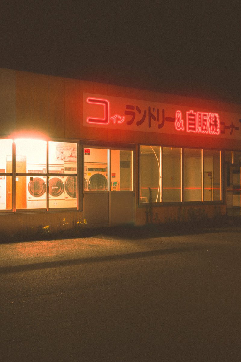 thalestanoshi's tweet image. I am a young artist of 20 years.  Here is some of my art