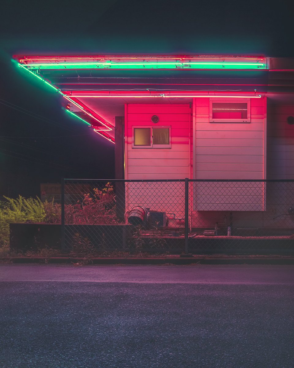 thalestanoshi's tweet image. I am a young artist of 20 years.  Here is some of my art