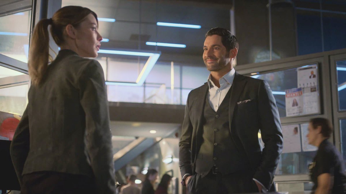 505 "Detective Amenadiel"