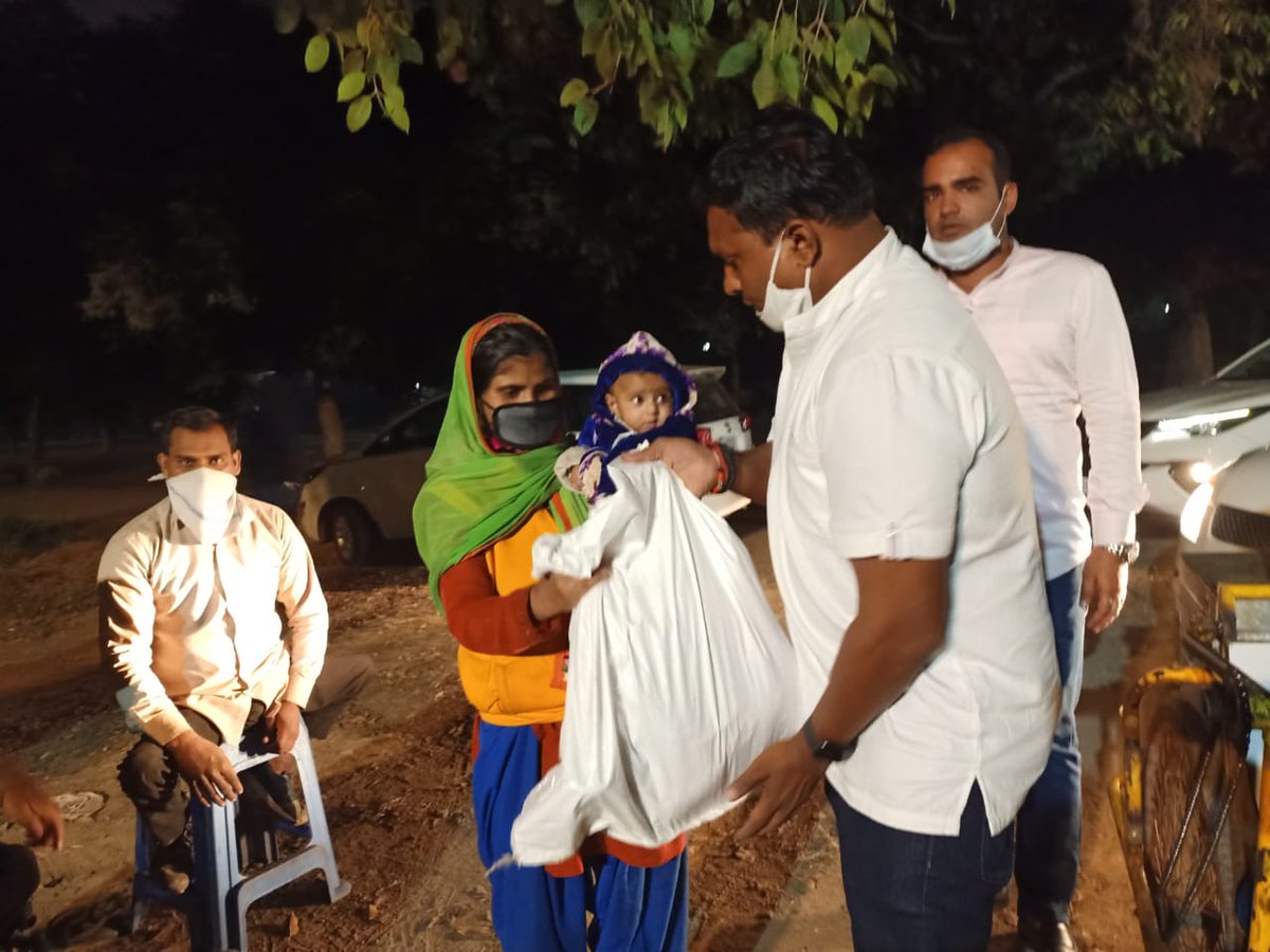 hjmainuddin's tweet photo. ๐ฎ๐ณ *On occasion of Diwali, Under the leadership of @IYC President @srinivasiyc ji , Youth Congress distributed rations and other essential materials to Disabled people.* #GetASmile ๐ฎ๐ณ @Allavaru @AbrahamRoyMani @LambaAlka @pratibhaiyc1 @vbwalia @sitaramlamba @CHOTIWALA @JebiMather https://t.co/FKhvyJDmKn