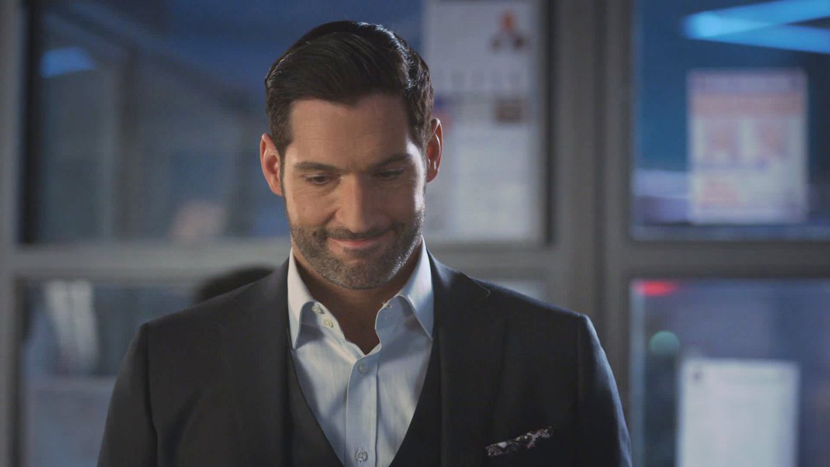 505 "Detective Amenadiel"