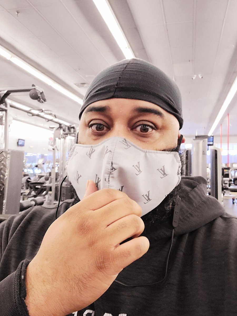 cclarkinspire7's tweet photo. Let's get it !!!! #2TimesADay #6DaysAWeek #PumpingIron #BoxingTraining #Plyometrics #CanivoreDiet #BeastMode #BodyTransformation #PreparingForUpcomingRoles #FridayFeeling #FridayVibes #IAmAnimal @Animalpak #FitnessFriday #Fitness https://t.co/rvReG9RZoC
