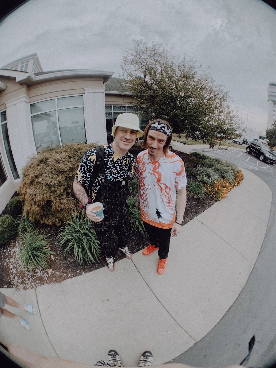 lsdream's tweet photo. Happy birthday @LiquidStranger  We celebrate the anniversary of ur incarnation into this dimension by thanking spirit for you, the light and energy you have created here, and the opportunity to share the journey!! You are deeply loved! https://t.co/Rk9y4GVJsB