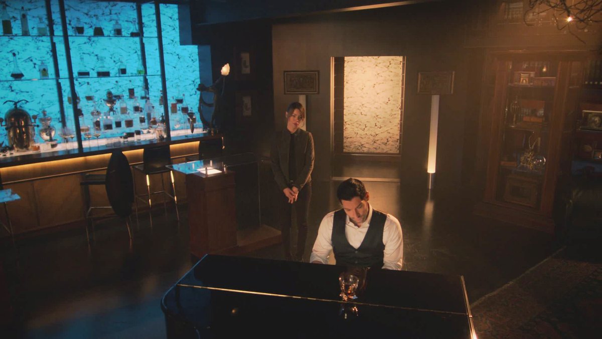 505 "Detective Amenadiel"