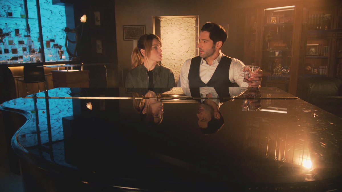 505 "Detective Amenadiel"