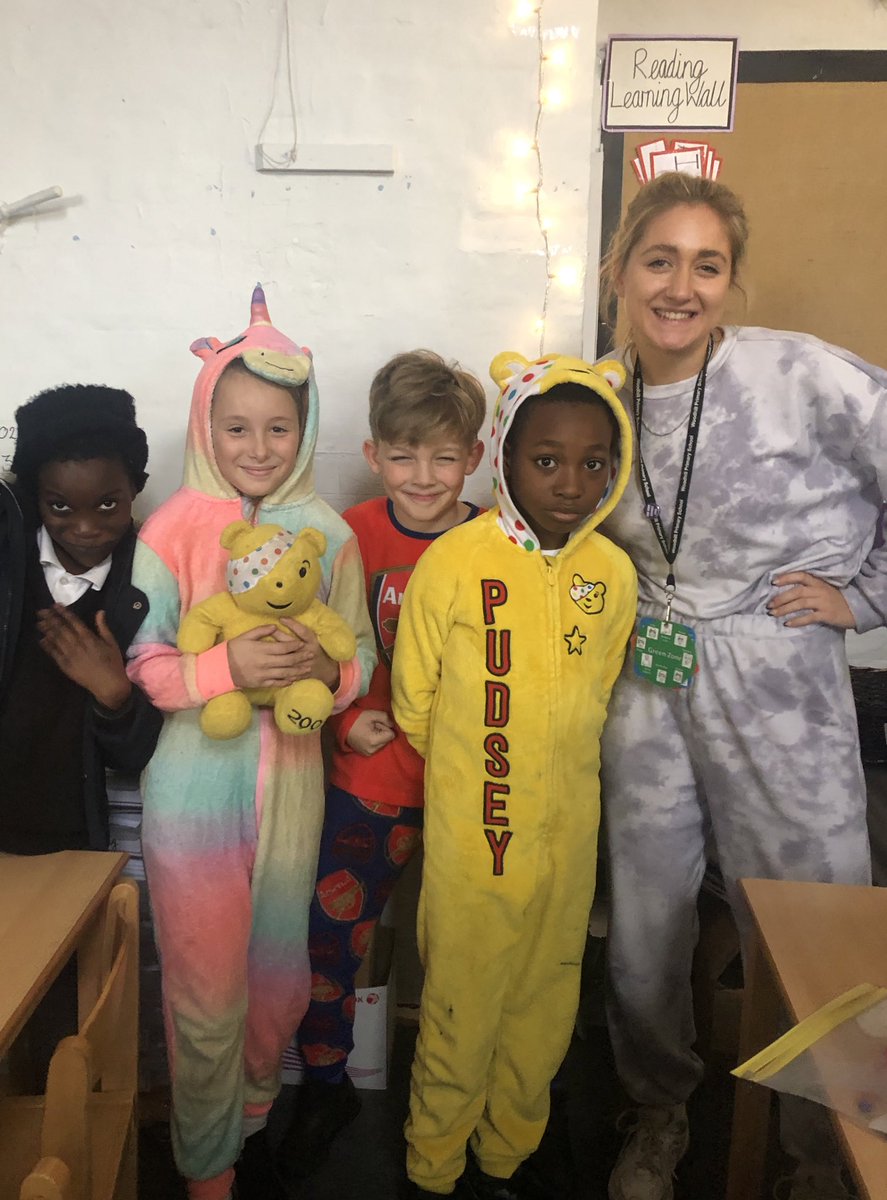 Pyjamas in school makes life so comfy!! And it’s for a good cause too! <a href="/BBCCiN/">BBC Children in Need</a> <a href="/WoodhillSch/">Woodhill Primary School</a>