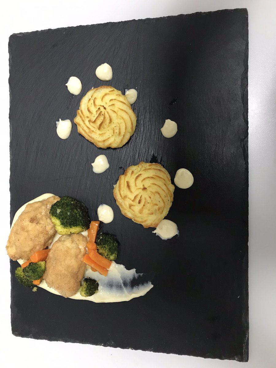 QehsGCSEFood's tweet photo. Year 12 Chicken challenge 🤩 https://t.co/DmiFNnHGli