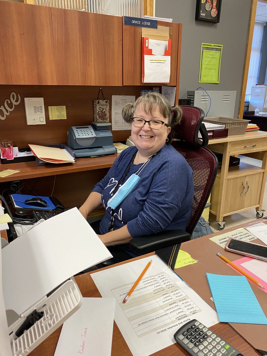 XavierJRH's tweet photo. Xavier staff is crazy about kindness #NationalKindnessDay #CrazyHairDay https://t.co/Q2Vtu64wXX
