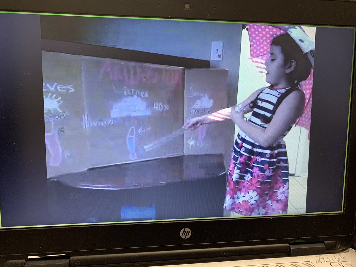 2ndGradeDual's tweet photo. Students selected a city to create a 3-day weather forecast and present it during science class today. We have some future meteorologist ☀️🌦❄️☔️🎤  @JonesAcademy1 https://t.co/c7vxzxCpm7
