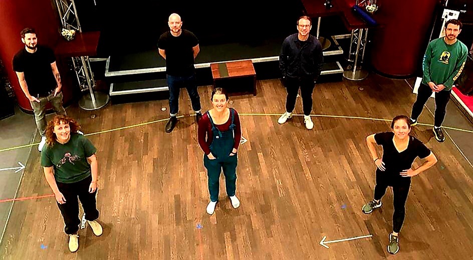 TheETF's tweet photo. Going against every Friday the 13th myth (we are in a pandemic already, so what), SECRET LIFE OF HUMANS is rehearsing full blast!! #secretlifeofhumans #wewillbeback #theenglishtheatrefrankfurt https://t.co/eRyNwhczhL