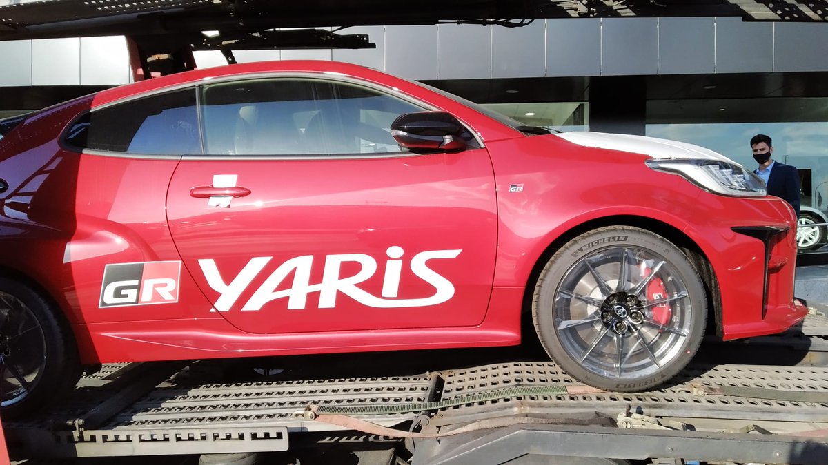 BreoganRally's tweet photo. Recién llegado a @ToyotaBreogan ¡Ya está aquí el Nuevo Yaris GR🏆🏆!! No puedes perdértelo!! Ven a verlo a #ToyotaBreogán https://t.co/zN3rJDrrt9