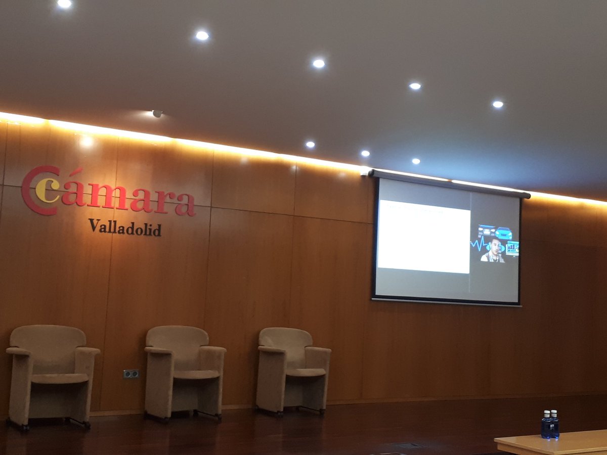 Primera presentación del TFM en el master de i4.0, y tuvo que ser online....<a href="/fomIoT/">Fom | Industria 4.0</a> <a href="/FomAlumni/">FomAlumni</a> #i40vall <a href="/cam_valladolid/">Cámara de Valladolid</a>