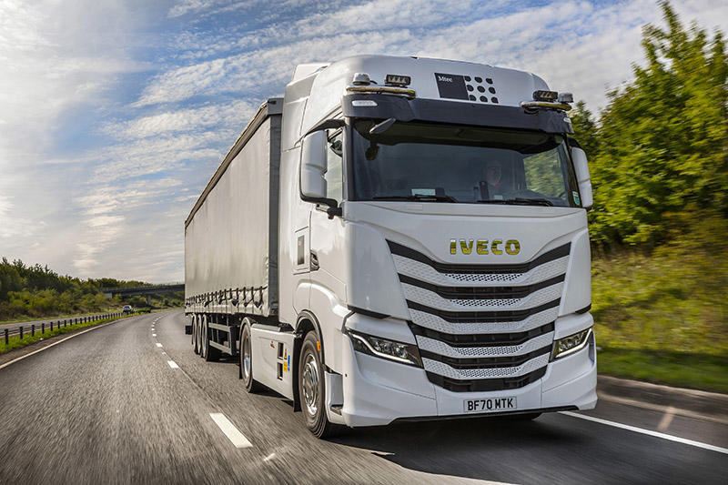 Comm_Motor's tweet photo. Online reveal for new Iveco S-WAY https://t.co/RvtOxJlooz https://t.co/uyohT6Zib4