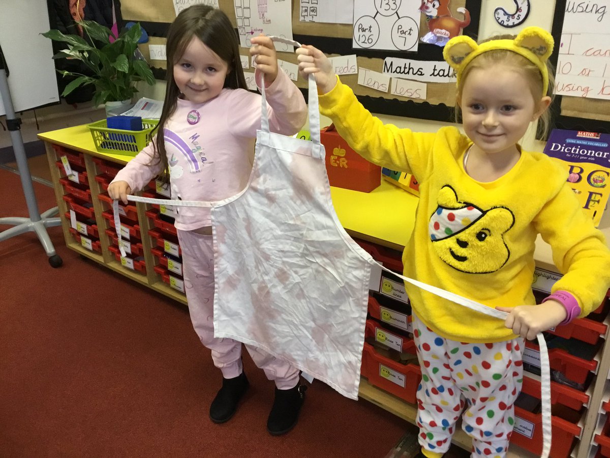BartonMossCPS's tweet photo. Learning in Y3 rocks. We done to all of my fabulous Y3s. We’ve had a lovely week! #Y3rocks https://t.co/BVZ3FOdwFd