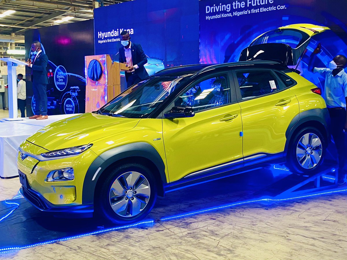 NTANewsNow's tweet photo. Sanwo-Olu unveils Nigeria´s first electric car  https://t.co/cIEMk9h275… https://t.co/u9gXnIJBnn