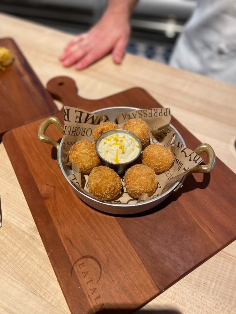 ICFF Canada tweet media