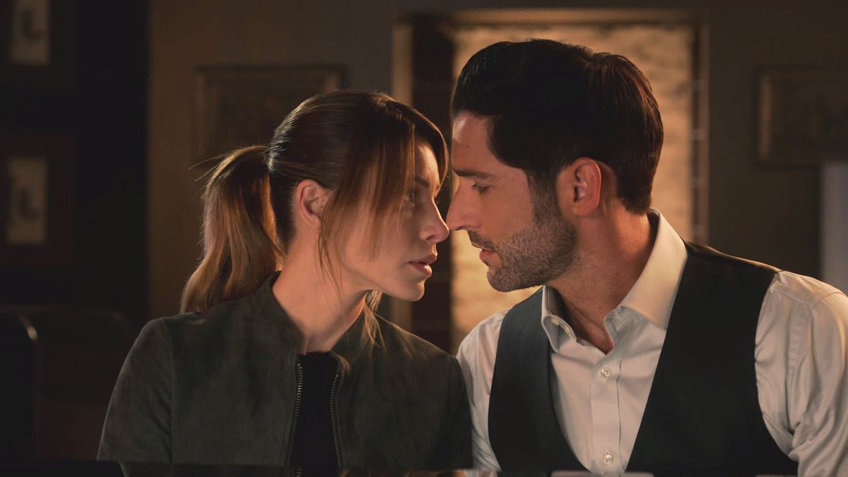 505 "Detective Amenadiel"