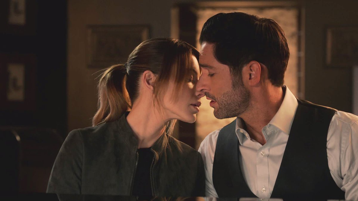 505 "Detective Amenadiel"