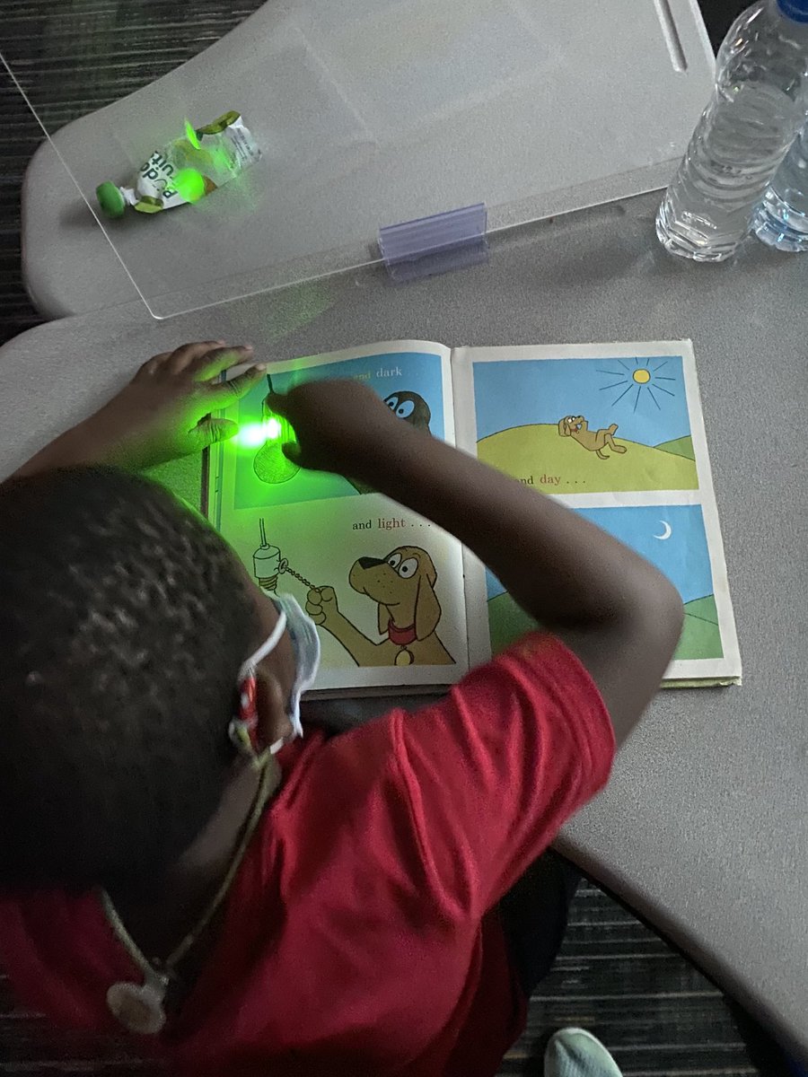 d4klee's tweet photo. First Flashlight Friday of the year! All the kids loved it, even the kids on zoom. ⁦@MrsKohlerK⁩ #Matzkeproud ⁦@kerri_dale⁩ https://t.co/CpWG7isVnV