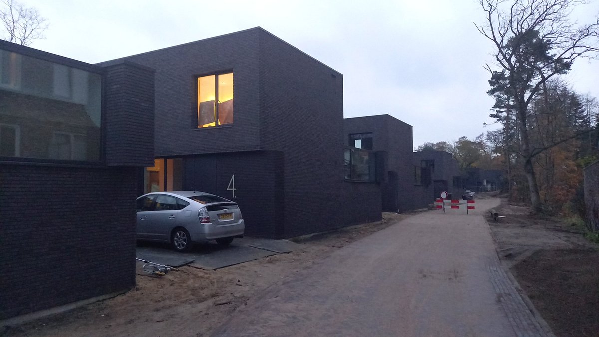 ReflectionZeist's tweet image. De Prinsessenhof wordt nu echt een woonstraat @Kerckebosch .