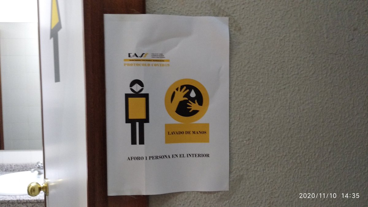 LaChio04's tweet photo. @LaAguadera #PrimeroBachArt #CuavPrimeroBach
#Cuav1Bach2021
#CuavEjercicio009
Haz 4 fotos que representen la #TexturaVisual la representación por medios gráficos. Súbelas en un hilo contestando a este tweet. https://t.co/XUSSuuvVnw