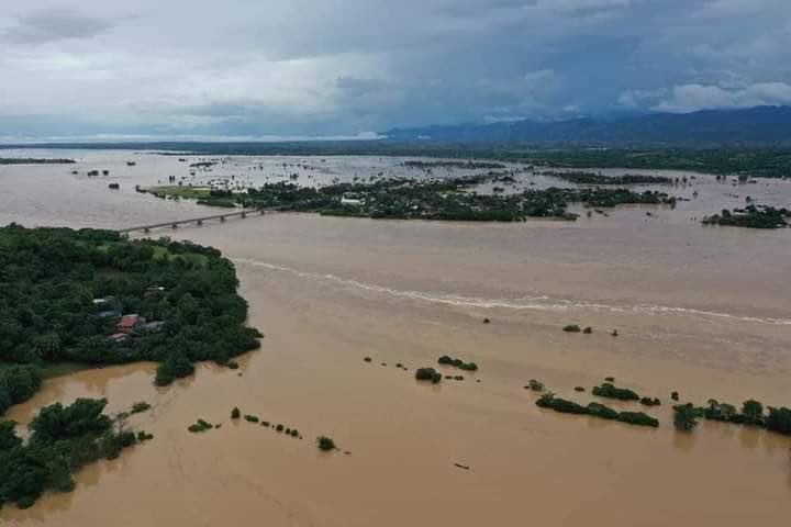 sooyasbxtch's tweet photo. Not blackpink and treasure related but #CagayanNeedsHelp. The water level there is expected to rise in the next 24 hours due to Magat dams spillage, it is one of the largest dams in the country and right now at critical level. https://t.co/XEHalUMmka