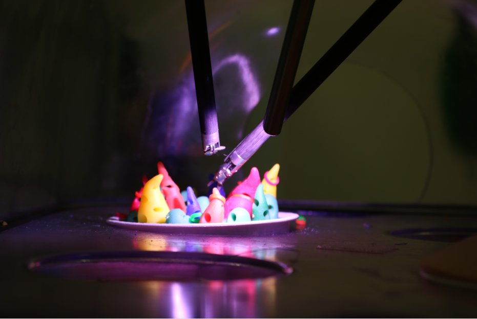 BetsiCadwaladr's tweet photo. A revolutionary form of surgery, which uses a state-of-the-art robot to remove tumours, will soon be available for urological cancer patients in North Wales. 

https://t.co/DqGfcXkDJE https://t.co/0GKyIxreeg