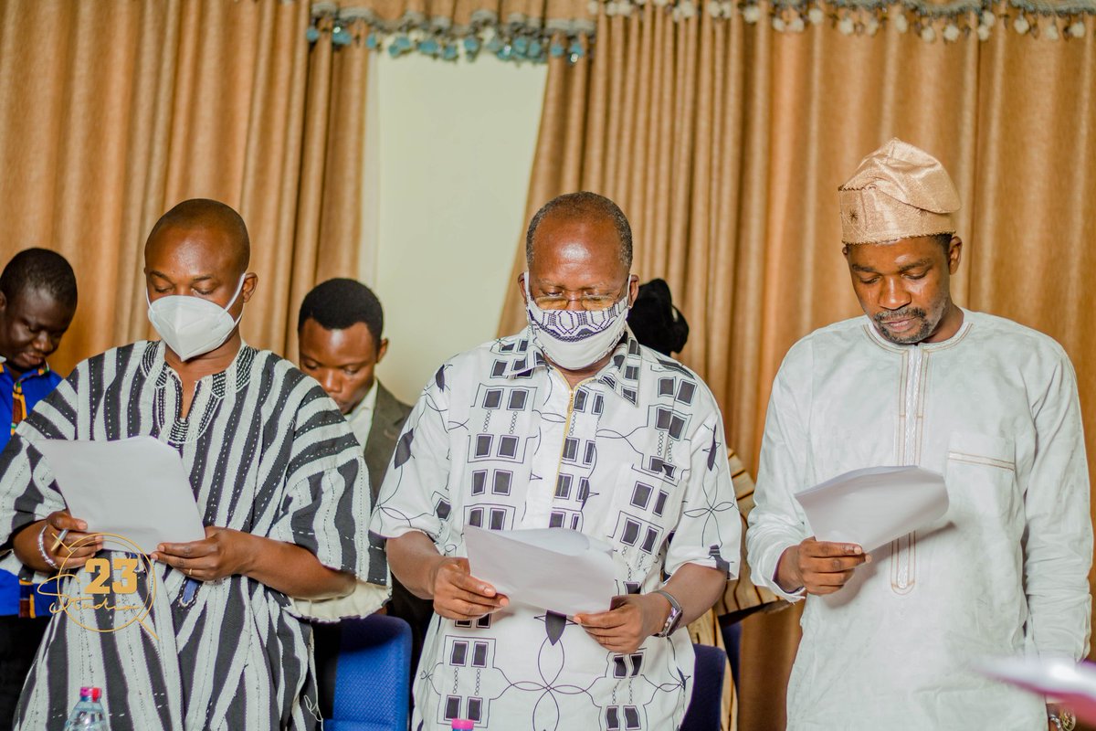 TheActiveYouth1's tweet photo. When participants and stakeholders pledged to promote peace.
The pledge was led by Mr Solomon TesfaMariam, our Special Guest and country Director for Plan International Ghana.
#iAm4Peace #iCommitToPeace #AYF2020 @norsaac @NRYN_GH https://t.co/EIUQqX96Ac