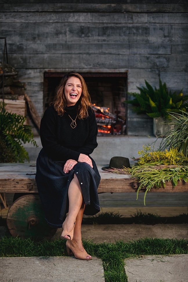 pinacoleah's tweet photo. @ADD_andSubtract I was told 3 times in a month by 3 separate people (in college) that I looked and spoke like Vivian Howard and I’m still honored... https://t.co/H4WaqGhXF5